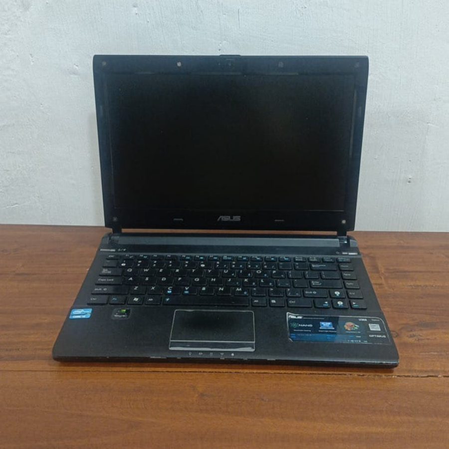ASUS U 36